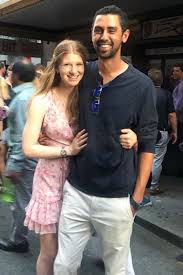 الفارس المصرى نايل نصار المتوج بجائزة الجائزة الكبرى لركوب الخيل فى 2013 والتى تقدر بمليون دولار وصديق ابنة بيل جيتس الأحد، 01 أغسطس 2021 10:08 ص. Mosalsalatpro Com Ù…ÙˆÙ‚Ø¹ Ù…Ø³Ù„Ø³Ù„Ø§Øª Ø¨Ø§Ù„ØµÙˆØ± Ø§Ø¨Ù†Ø© Ø§Ù„Ù…Ù„ÙŠØ§Ø±Ø¯ÙŠØ± Ø¨ÙŠÙ„ ØºÙŠØªØ³ ØªØ®Ø·Ø¨ ØµØ¯ÙŠÙ‚Ù‡Ø§ Ø§Ù„Ù…ØµØ±ÙŠ Ù†Ø§Ø¦Ù„ Ù†ØµØ§Ø±