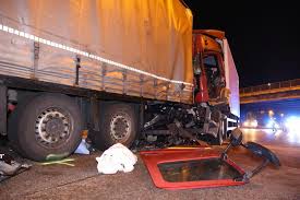 Vander heyde, van opstal & van tieghem, geassocieerde notarissen vijverstraat 49 8400 oostende tel. R291fxltfsu05m