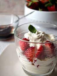 strawberries romanoff recipe strawberries romanoff whipped cream desserts cream recipes