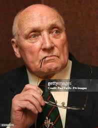 33 Gusty Spence Photos & High Res Pictures