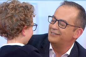 José carvalho (born june 11, 1964 in salvador, brazil) is a brazilian screenwriter, script doctor and dramaturgy professor. Jose Alberto Carvalho Realiza Sonho De Uma Crianca Maisfutebol