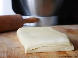 Pate Feuilletee Maison Patefeuilleteerapide Pate Feuilletee Maison Rapide La Recette Inratable Sab N Pepper Patefeuilletee Ricotta Recipes Food Cooking
