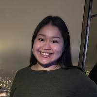 Jennifer Sinchi's Instagram, Twitter & Facebook