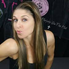 Marjorie DeVries (@subrbnhousewife)