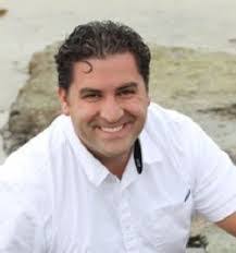 Andrew Wallock's Instagram, Twitter & Facebook