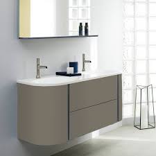 Sanijura, ce sont des meubles de salle de bain haut de gamme, de fabrication française : Sanijura Baila 140cm Taupe Avec Colonne Sanidestock