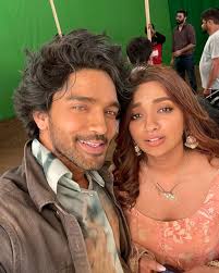 Will Bella marry Vikrant?