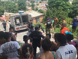 Últimas notícias de manaus, do amazonas, do brasil e do mundo sobre bastidores da política, polícia, famosos, economia, cultura e entretenimento. Homem E Espancado Ate A Morte E Atirado De Barranco Em Manaus