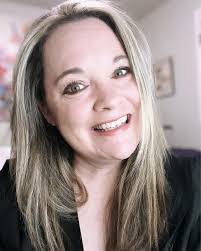 Amanda Tull's Instagram, Twitter & Facebook