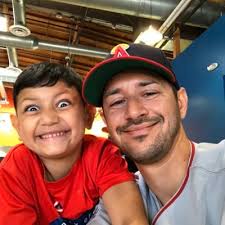 Kris mikhailidis (@Kris_Mik)