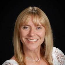 Barbara Bitzer's Instagram, Twitter & Facebook