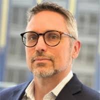 Keith Bunnell's Instagram, Twitter & Facebook