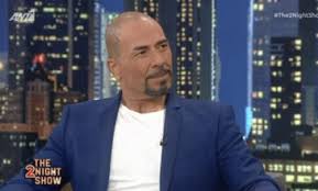 Jun 11, 2021 · το 1993 στο τηλεοπτικό σόου chiao ant1 η ρούλα κορομηλά έδωσε τη δυνατότητα στην ζέτα μακρυπούλια να κάνει τα πρώτα της βήματα στην τηλεόραση. Balanths Me Paresyre H Royla Koromhla Kai Me Ekane Idio Me Toys Alloys Tragoydistes News Gr