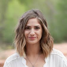 Allison Shine's Instagram, Twitter & Facebook