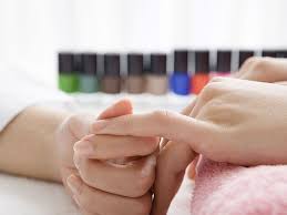Many women who wear artificial acrylic nails and hope to return to natural nails are. Life After Acrylic Nails How To Return To Natural Nails After Removing Acrylics More