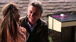 "Vendo rosas para comprarme la bici"