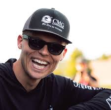 Looking for landscapers with good communication skills