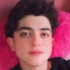 Ven a disfrutar de este fantástico concierto tributo a Joaquin Sabina💃, un  concierto que ciertamente expresa la buena cultura musical👨‍🏫, con  ambiente sano, seguro y exquisito para pasar entre parejas💑 y amigos😎