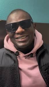 Raul Rothblatt (@rauldougou) · Instagram 照片和视频