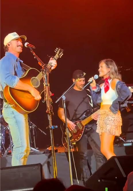 Riley Green Brings Fan On Stage to Sing at Concert