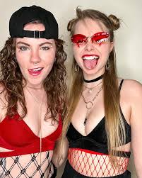 Hailee & Kendra (married lesbian couple), the real Harley Quinn ...