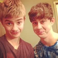 What s in their hair with skylynn floyd and elizabeth grier floyd. Nash Grier Freundin Vermogen Grosse Tattoo Herkunft 2021 Taddlr