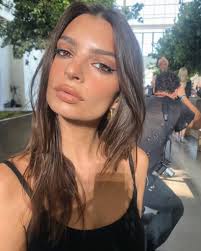 ENAMORED with @emrata in 'LABEIJA' #LuxeTrance lipstick 💋💋💋 Take  advantage of Mother's XCLUSIV OFFERS now:  https://www.patmcgrath.com/collections/xclusiv-offers