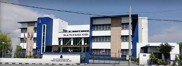 Pihak polis di sana akan mengaturkan maklumat perjalanan ibu wan aisyah berita kehilangan adik wan aisyah wan exzan mula disebarkan kepada umum oleh ibunya yang dikenali sebagai cikgu arbaiyah di facebook. Facebook