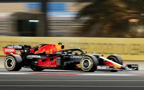 Checo pérez tuvo su mejor temporada en 10 años de carrera en la fórmula 1, al conseguir dos podios, uno de ellos, un histórico triunfo en el gran premio de sahkir, convirtiéndose en el primer mexicano en ganar un gran premio por primera vez en. Gp Bahrein F1 2021 Gran Premio De Bahrein Resultado De La Carrera De Autos De La Formula 1 Checo Perez Finaliza En Quinto Lugar Marca