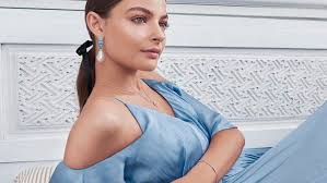 Love Child star's jewellery affair