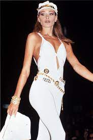 At the age of 5, her family left for paris. Carla Bruni Sarkozy Style And Fashion Pictures British Vogue British Vogue