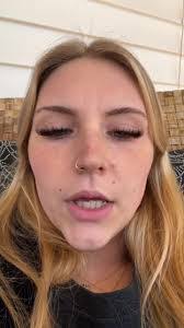 Kay Elliott's Instagram, Twitter & Facebook