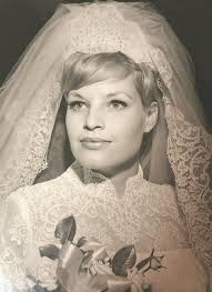 Iris Avery Obituary (2015)