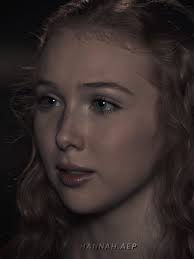 Molly Quinn