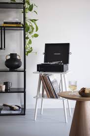 Music public kingdom bluetooth record player. Crosley St66 Wh Manchester Turntable Stand With Wire Record Storage White Amazon Ae