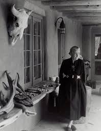 At the outside of the painting are two vertical red stripes. In Praise Of Georgia O Keeffe S Patriotic Palette Art Phaidon