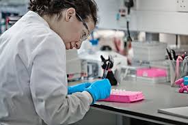 I developed an interest in science communication this is a growing field and we are starting to get enough data to give recommendations about how to prevent cancer through diet, guidelines. Leading Cambridge Institute Research Team Open Up Future Treatment Pathways For Breast Cancer Arab News