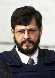 L'émission telefacts sur la chaîne flamande vtm diffuse ce mardi soir une vidéo inédite de marc dutroux en prison. Des Jeunes Filles De 15 Ans Ecrivent A Marc Dutroux Home 7sur7 Be