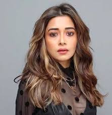 Sushma Vij's Instagram, Twitter & Facebook