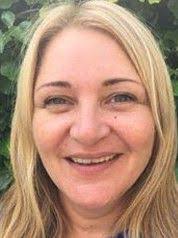 Jackie Ives's Instagram, Twitter & Facebook