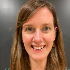 Rebecca Kennelly's Instagram, Twitter & Facebook