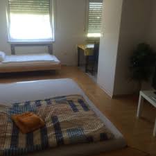 Hier wird eine 3zimmer wohnung vermietet, die küche mit elektronischen geräten muss übernommen werden. 83 Monteurzimmer In Gutersloh Ab 8 00 Auf Dmz De