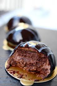 When Presented With A Dessert Menu In A Restaurant 9 Times Out Of 10 I Will Choose The One With Chocolate In It I Chocolate Desserts Fancy Desserts Desserts