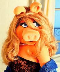 The Hair Hall Of Fame Salon Specials Miss Piggy Muppets The Muppet Show