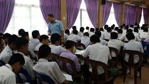 It is famous for its recreational park, taman darulaman, with its own lake for water activities like boating and fishing. Ceramah Sains Pt3 Di Smk Bandar Baru Darulaman
