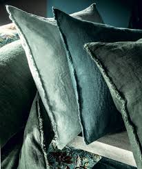 Nos housses de coussin sont confectionnées selon un format sac. Housse De Coussin En Lin Lave Viti Harmony