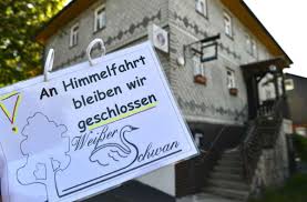 Wer den nachfolgenden freitag noch frei nehmen kann, darf sich über eine kurze arbeitswoche freuen. Hjeynao Ttqplm