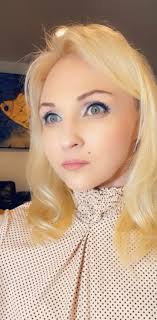 Oh..😂😅 Live in Los Angeles, I speak Russian but have limited English. I'm  positive and searching for positive and respectable friends. I would like  to meet a man, presumably, but not necessarily