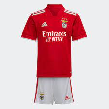Nike paris st germain trikot home 2020 2021 f411 jersey replica from shop.kicker.de fortuna düsseldorf trikot 21/22 adidas enter & enjoy it now! Adidas Benfica Lissabon 21 22 Mini Heimausrustung Rot Adidas Deutschland