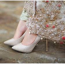 Pin By Fifi On Dpzzz Fashion Shoes Heels Bride Heels Bridal Heels